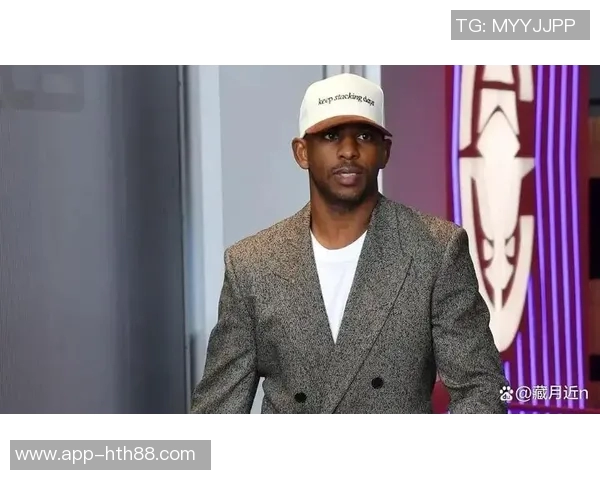 保罗举办派对仅三人到场球队文化建设屡遭冷遇引发关注 保罗举办派对仅三人到场球队文化建设屡遭冷遇引发关注